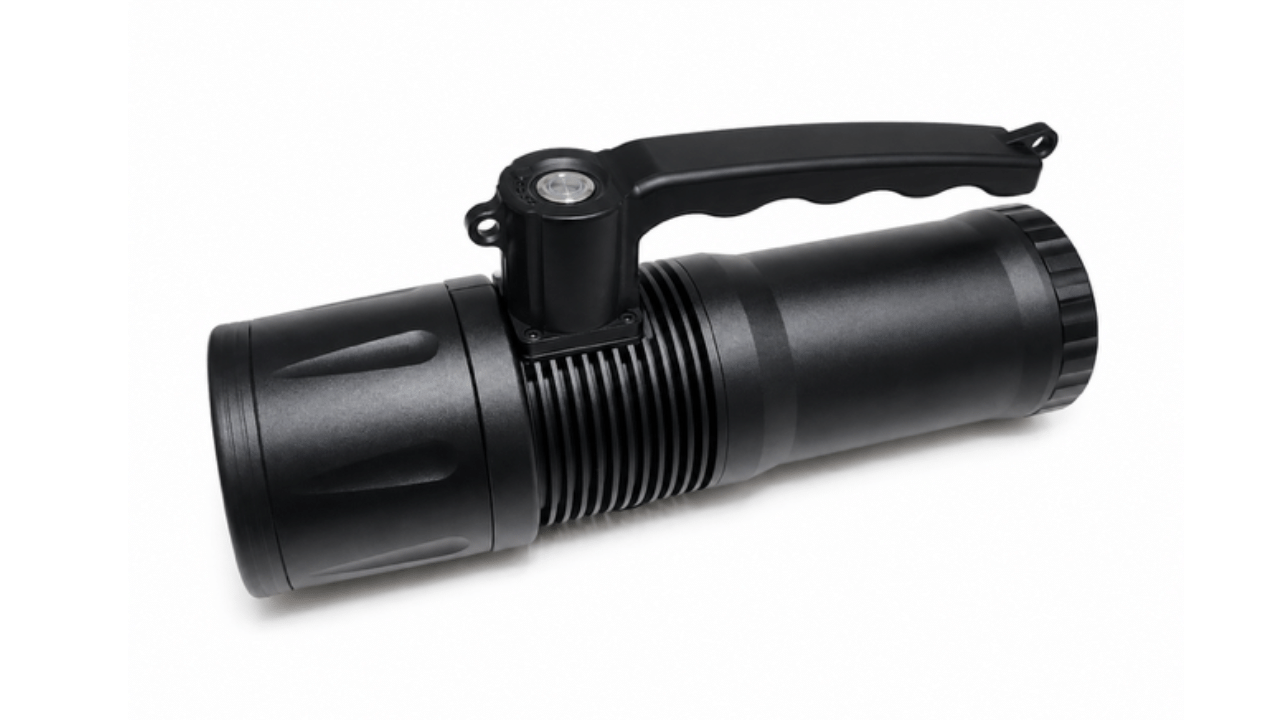 E-65 High-Performance Rechargeable Searchlight